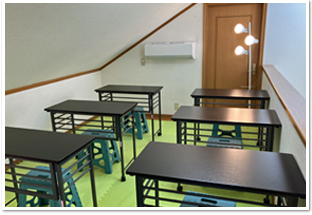 �����̗l�q